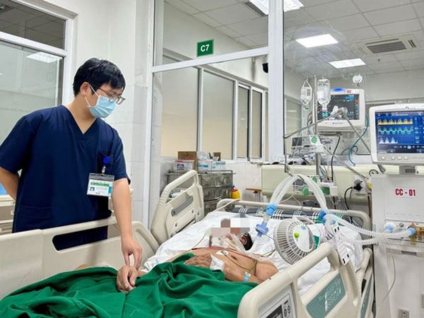 Nhiều người nhập viện vì đột nhiên cứng hàm, cuối cùng phải thở máy do 'thủ phạm' quen mặt
