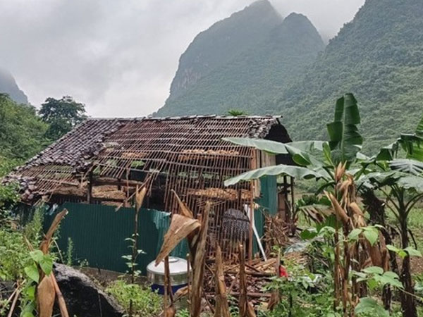 Lở đá trong đêm, hai chị em gái thương vong ở Cao Bằng