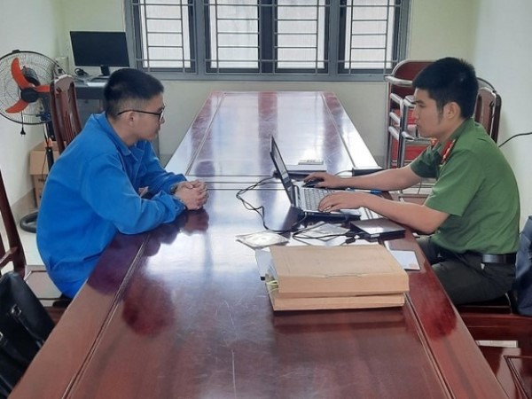 Bắt nhóm đối tượng đăng tải hàng nghìn video khiêu dâm