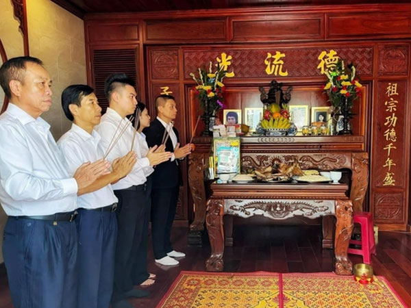 Vì sao lãnh đạo Tập đoàn Sơn Hải làm giỗ Lý Tiểu Long?
