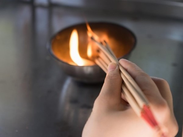 Cúng mùng 1 tháng 7 'cô hồn' năm 2024 cứ nhắm khung giờ vàng này để kích tài lộc, vượng khí gia tăng cho cả tháng may mắn