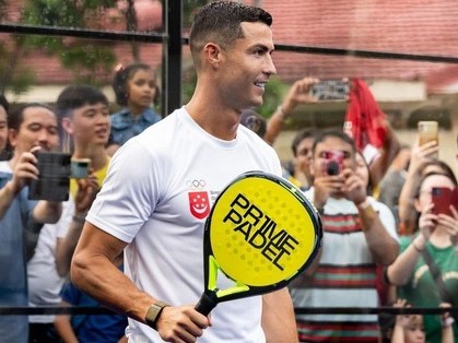 Tạm xa bóng đá, Ronaldo say mê môn thể thao nhìn qua tưởng là pickleball, quyết định xuống tiền làm một điều lớn lao