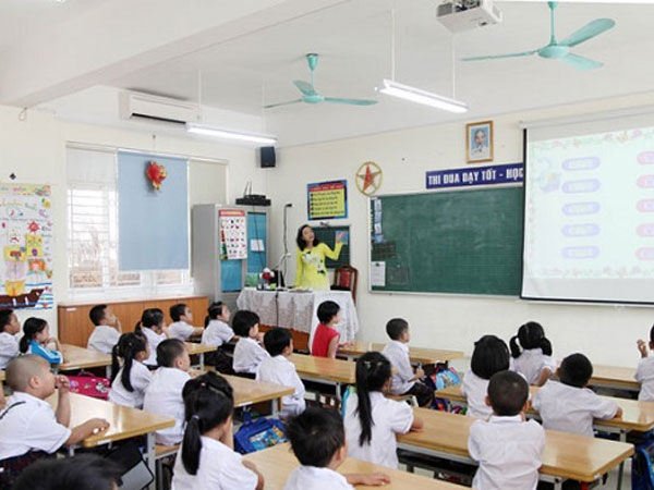 Hà Nội đề xuất tăng học phí trường chất lượng cao