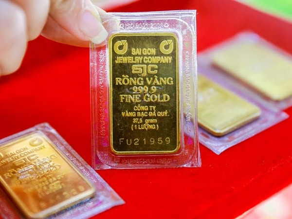 Vàng miếng SJC giảm mạnh về 79 triệu đồng/lượng