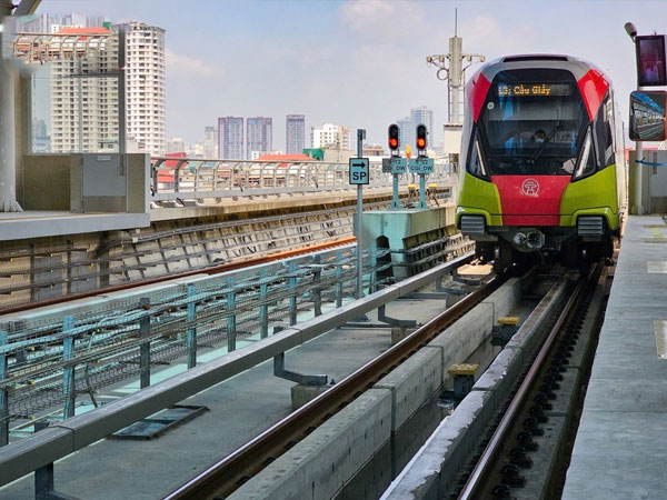 Cận cảnh Metro Nhổn - Ga Hà Nội trước ngày vận hành