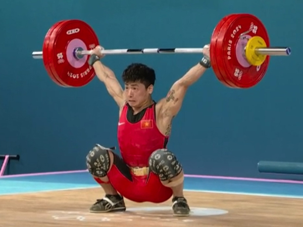 Trịnh Văn Vinh bất lực, thể thao Việt Nam hết hi vọng huy chương Olympic Paris