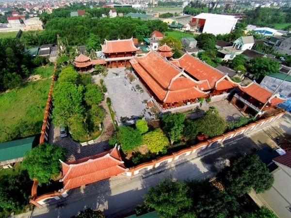 Biệt phủ toàn gỗ quý như 'Tử Cấm Thành' của đại gia xứ Nghệ