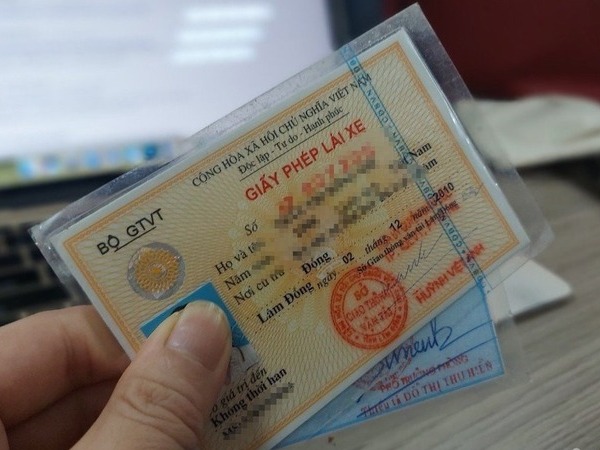 2 nội dung tài xế có thể phải thi lại khi giấy phép lái xe ô tô bị trừ hết điểm