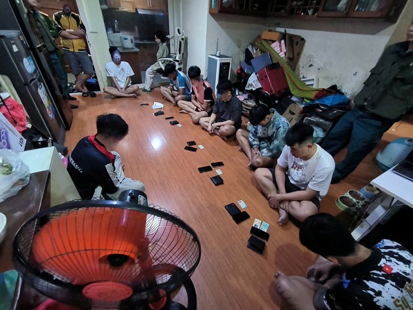 Triệt phá nhóm tội phạm 'Băng mũ rơm' tại Đà Nẵng