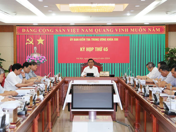 Đề nghị xem xét, thi hành kỷ luật ông Lê Minh Khái và nhiều cán bộ