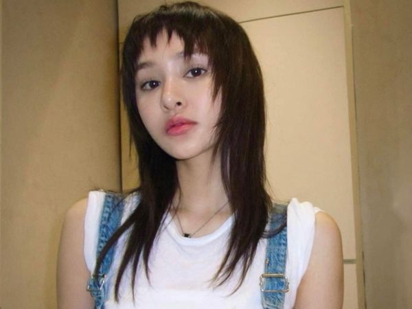 Động thái khó hiểu của Hiền Hồ