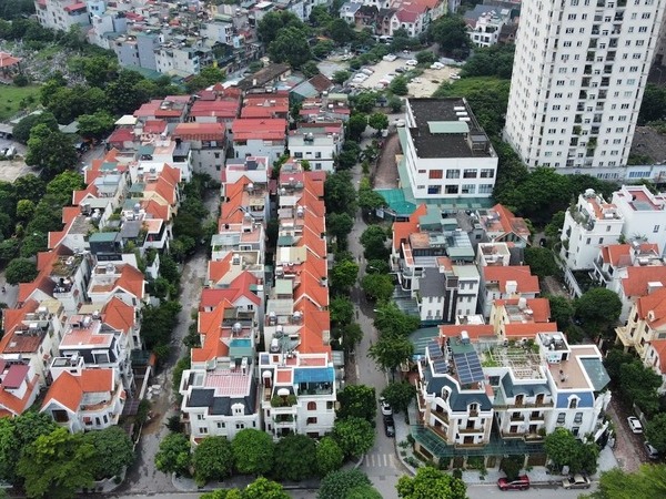 Chủ nhà tăng giá 600 triệu sau một đêm, khách phát hoảng cất tiền tỷ ra về