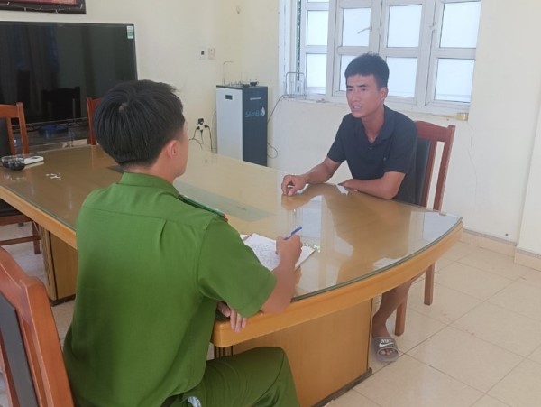 Thanh niên bị khởi tố vì đấm gãy mũi người khác