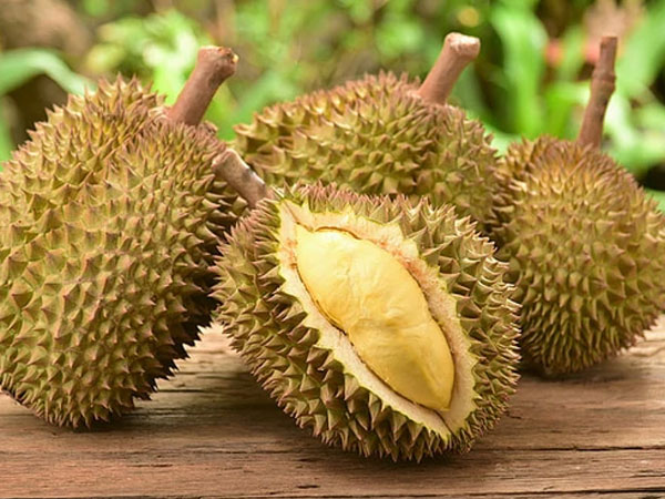 Chưa từng có: Loại quả 'vua của các loại vua' bất ngờ xuống giá, rẻ hơn cả hàng bình dân