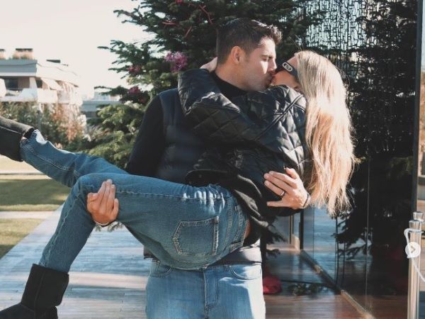 Morata và vợ đẹp quá ngọt ngào, thông báo bỏ nhau gây chấn động