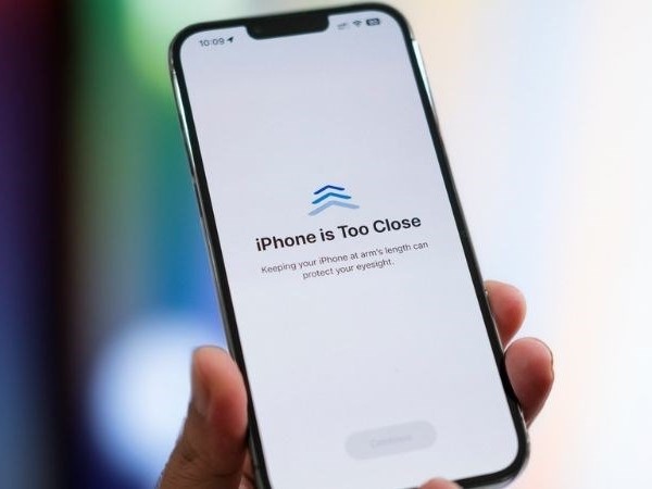 Bật ngay 3 cài đặt này trên iPhone để tránh cận thị, tật khúc xạ mắt
