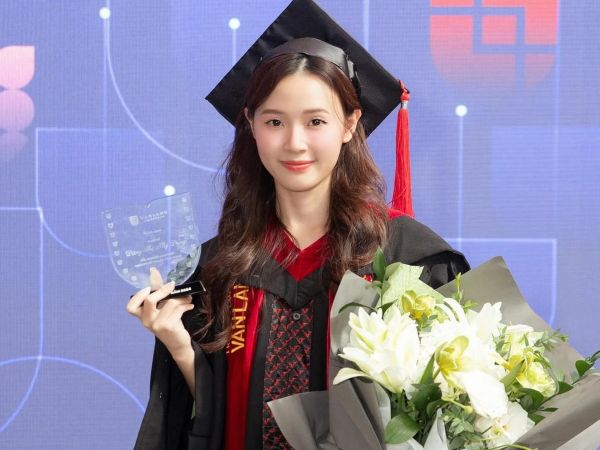Midu bị soi điều bất thường về bằng cấp giảng viên, nhanh chóng lên tiếng giải thích