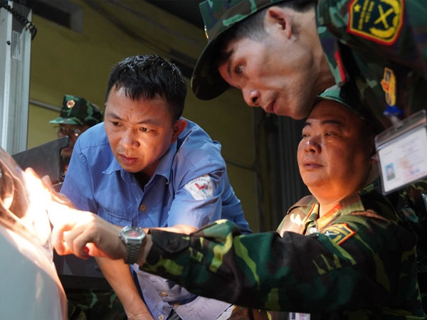 Có tỉnh sẽ không còn trung tâm đăng kiểm hoạt động, Bộ Quốc Phòng, Bộ Công an 'lên dây cót' chi viện