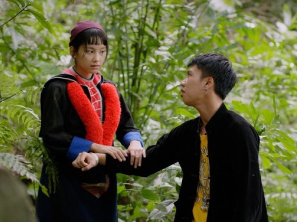 Đi Giữa Trời Rực Rỡ bất ngờ bị chê bai vì một tình tiết, Pu xấc láo ra sao mà netizen đua nhau đòi 'dạy dỗ'?