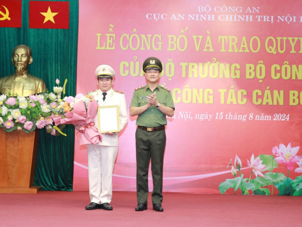 Trao quyết định bổ nhiệm Thiếu tướng Đinh Văn Nơi giữ chức vụ Cục trưởng A03