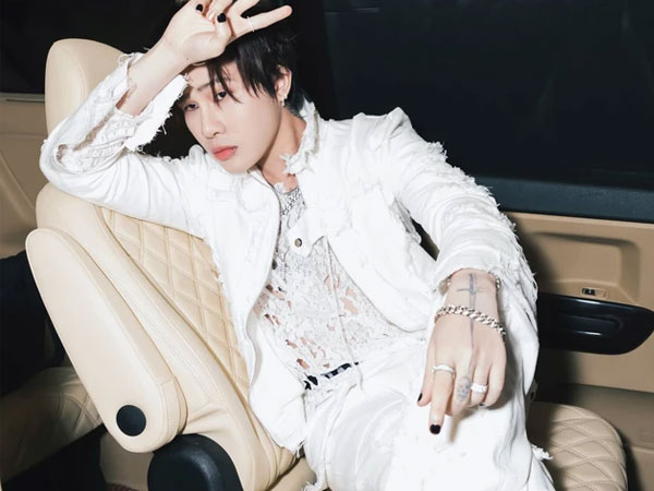 Ca sĩ tai tiếng nhất Việt Nam lại vừa có hành động khiến cộng đồng fan Kpop bức xúc vô cùng!