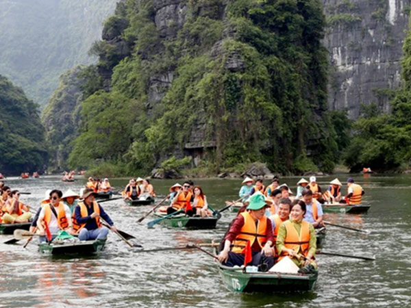 Ninh Bình chuẩn bị gì để đón đoàn khách 4.500 người của tỉ phú Ấn Độ?
