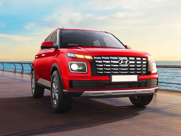 SUV cỡ nhỏ Hyundai Venue 2024 thêm cửa sổ trời, giá quy đổi chưa đến 300 triệu