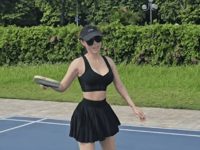 'Phú bà' đánh pickleball bị chê tơi tả: Chính chủ nghe lý do bỗng xin mọi người hãy block mình đi!