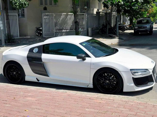 Đi 17 năm, 'xe chơi' Audi R8 độ độc của đại gia Sài Gòn bán giá rẻ bất ngờ