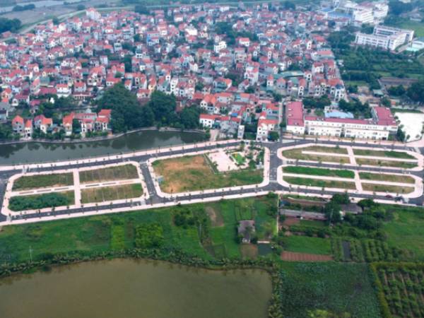 'Choáng' với mức trúng đấu giá so với bảng giá đất của các quận, huyện Hà Nội