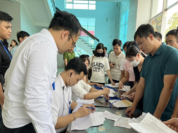 Hà Nội kiểm tra toàn bộ việc đấu giá đất tại huyện Thanh Oai, Hoài Đức