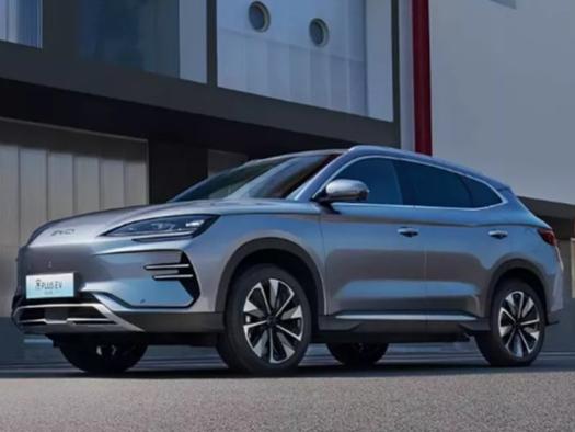 BYD Song Plus EV 2025 nâng cấp trang bị, giá từ 487 triệu đồng