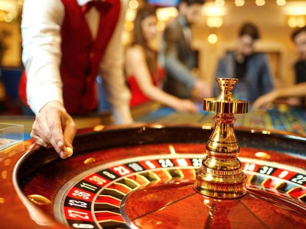 Kéo dài thời gian thí điểm cho người Việt vào chơi casino