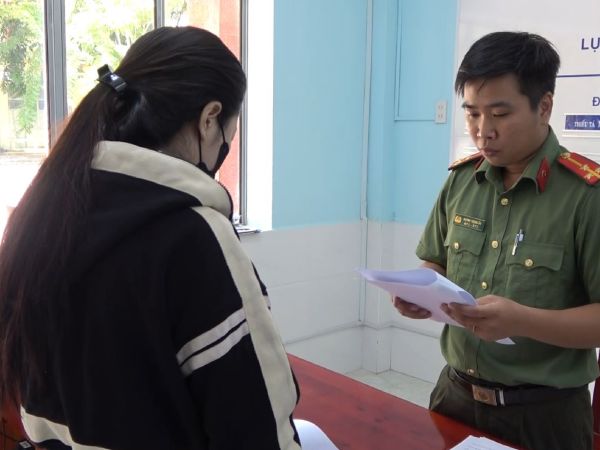Thông tin nóng vụ cô gái trẻ livestream đường dẫn có nội dung cấm