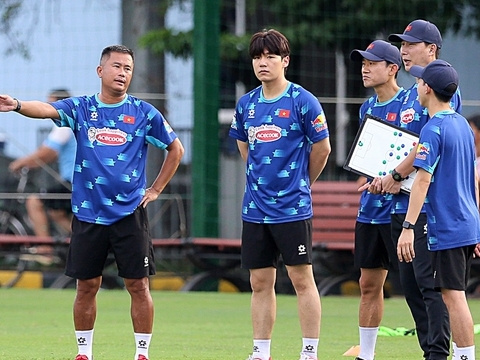 Chính thức: 'Phó tướng' một thời của thầy Park thay thế HLV Kim Sang-sik tại giải đấu quốc tế