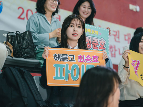 Rating Love Next Door thấp kỷ lục, cặp chính đáng yêu cực độ vẫn không cứu nổi kịch bản dễ đoán?