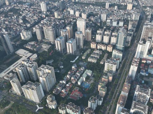 Một công ty địa ốc tại quận 7 báo lãi bán niên tăng đột biến, gấp hơn 100 lần cả năm ngoái