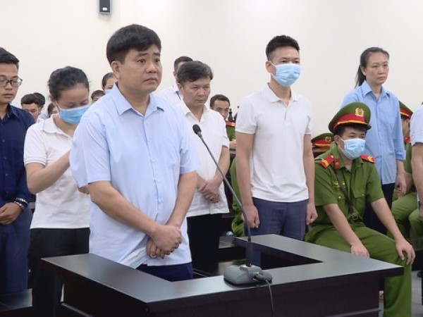 Cựu Chủ tịch Hà Nội Nguyễn Đức Chung hoàn tất nghĩa vụ thi hành án dân sự