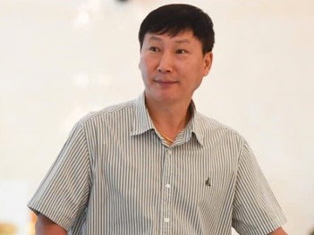 Lỡ hẹn với tuyển Việt Nam, vì sao nhà vô địch V.League vẫn lên gặp riêng HLV Kim Sang-sik?