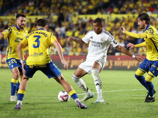 Mbappe đá kém, Ancelotti nói điều đặc biệt