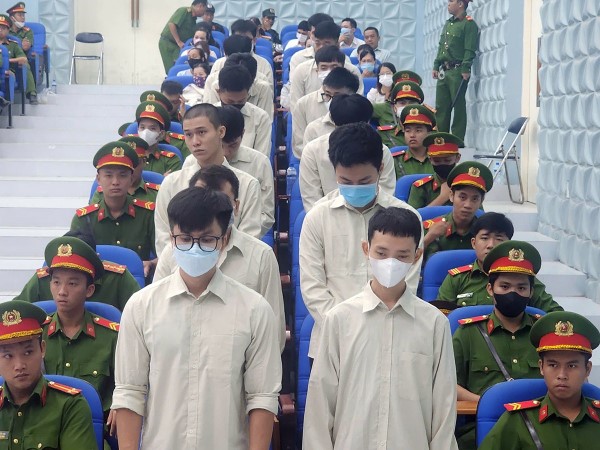 Tuyên án 111 bị cáo trong 'tập đoàn' đòi nợ kiểu 'khủng bố'