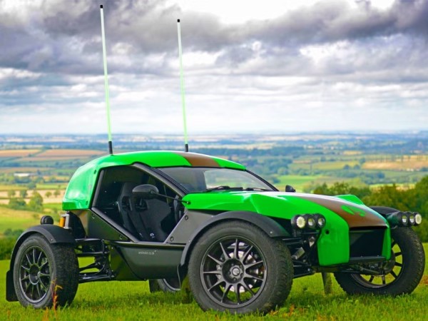 Mẫu xe điện địa hình chuyên offroad đầu tiên với trọng lượng siêu nhẹ
