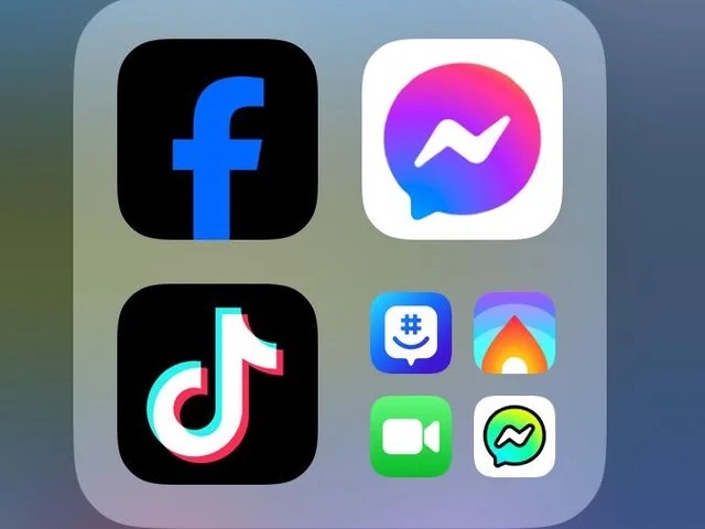 Biểu tượng Facebook trên iPhone bỗng dưng 'đen xì': Meta chính thức đưa ra lời giải thích