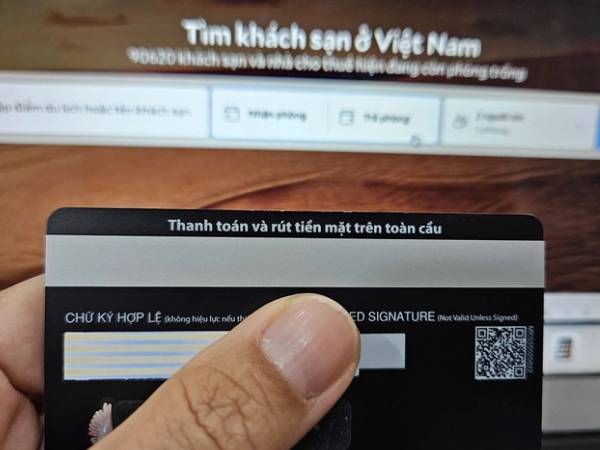 Ngân hàng nói gì về khách bị lộ thông tin thẻ tín dụng khi đặt phòng khách sạn?
