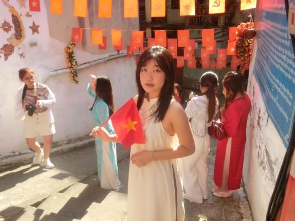 Mê cái cách Gen Z chào mừng Tết Độc lập!