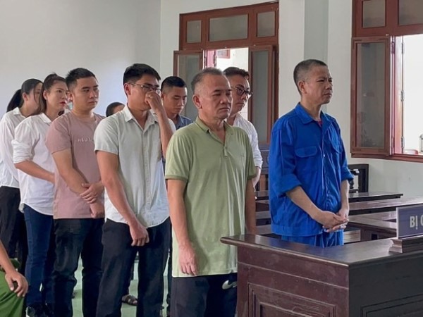 Nhận hối lộ hơn 5,3 tỷ đồng, nhóm cán bộ đăng kiểm ở Phú Yên lĩnh án