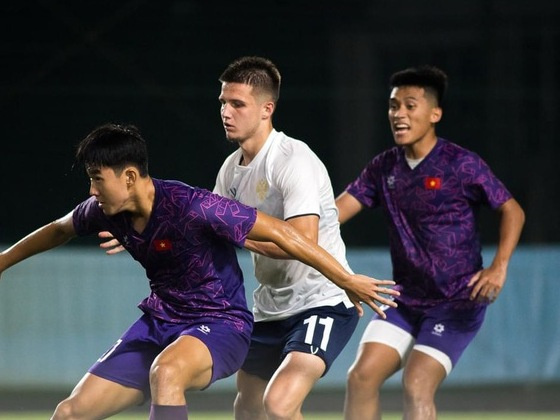 U20 Việt Nam nối bước đàn anh, thất bại trước U20 Nga