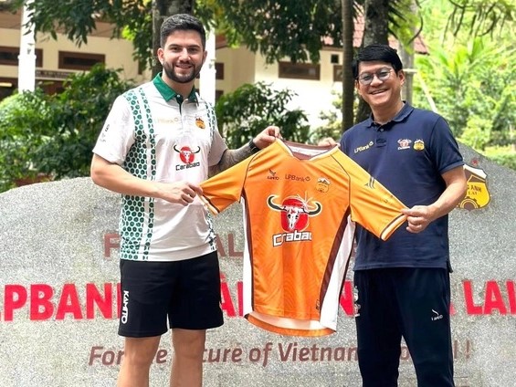 HAGL bất ngờ chiêu mộ chân sút số 1 của CAHN