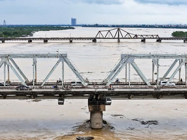 Lũ trên các sông đang lên, sông Hồng ở Hà Nội đạt đỉnh vào trưa 11/9