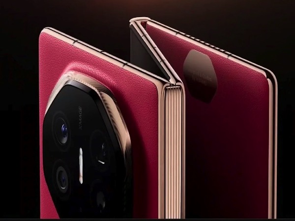 Ra mắt cùng ngày, iPhone 16 bị lu mờ trước siêu phẩm điện thoại 'gập ba màn hình' đến từ Trung Quốc